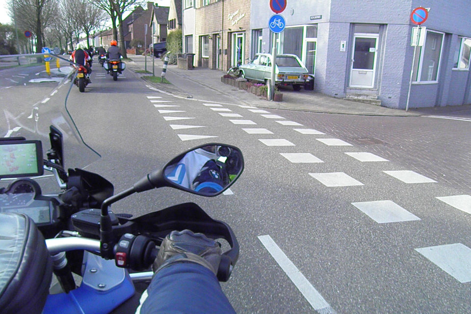 Motorrijbewijspoint Assen theorie cursus online